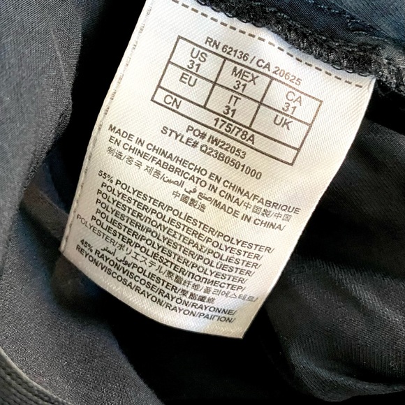 GUESS black jumpsuit - Picture 9 of 9